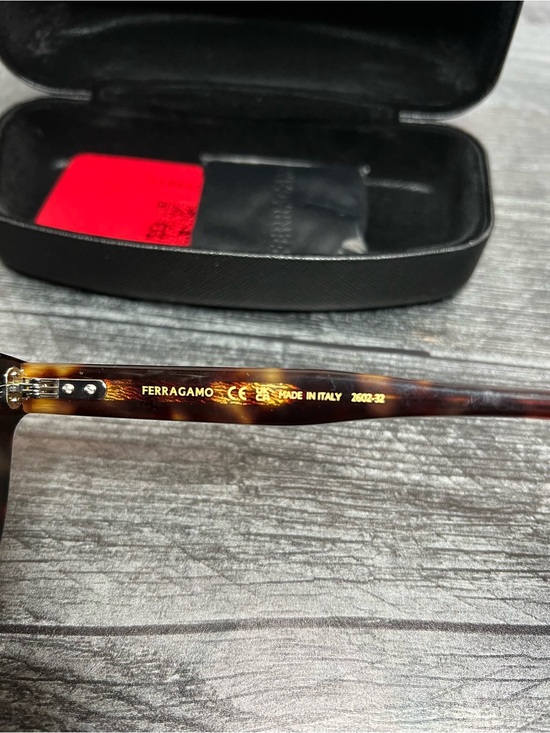 Salvatore Ferragamo Brown Tortoiseshell Sunglasses with Dark Lenses main image 5